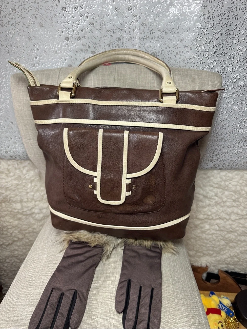 kate spade Brown and Cream Leather Tote with Faux Fur-Trim Gloves - Picture 2 of 5